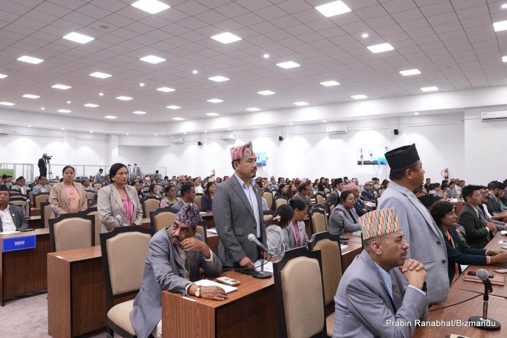 बालेनले छल्न थाले संसद् : एक पछि अर्को कार्यसूचीमा अनुपस्थित, उठ्यो राजीनामाको माग