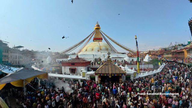 सिद्धार्थ गौतमको २५७०औँ जयन्तीका अवसरमा बौद्धमा बिहानैदेखि भक्तजनको भिड
