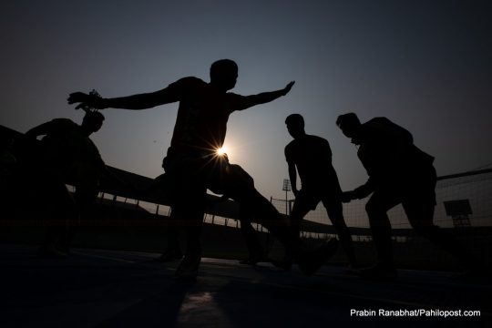 आर्थिक असुरक्षाले खेलाडी पलायन बढ्दा खेलसँगै ‘साइड हसल’ खोज्ने लहर