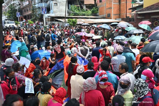 माइतीघरमा सुकुम्बासी : बालेन सरकारसँग मागे लालपूर्जासहितको जमिनमा घर (तस्विरहरु)