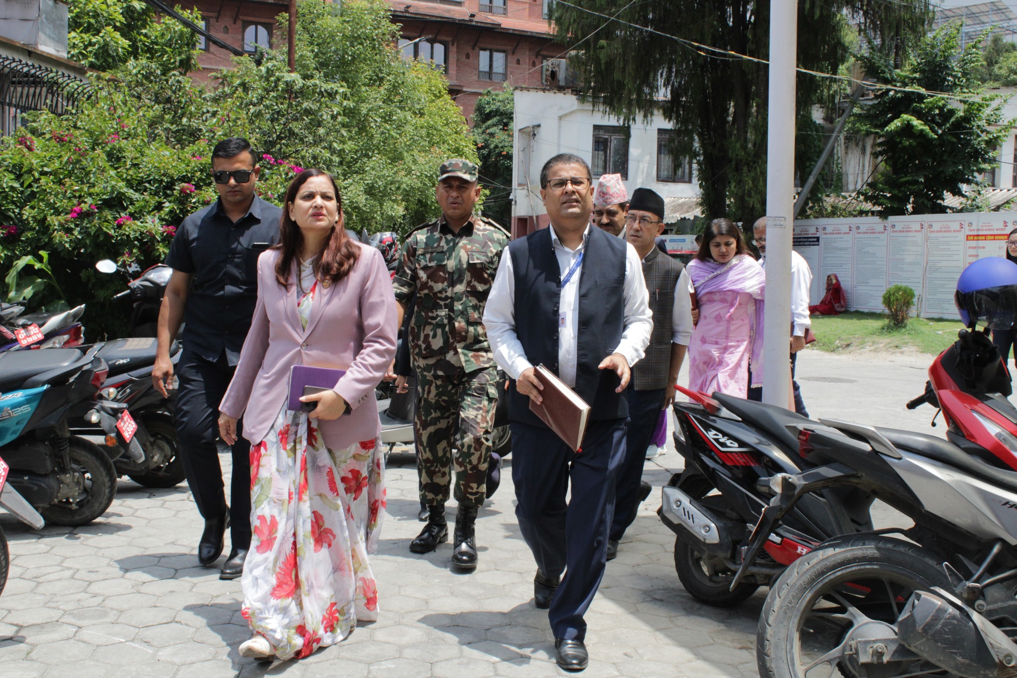 स्वास्थ्यमन्त्री मेहताले गरिन् खाद्य प्रविधि तथा गुण नियन्त्रण विभागको निरीक्षण