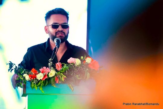 'हाम्रो गाडी लोकल रोडमा होइन एक्स्प्रेस वेमा हिँडेको हो, गन्तव्यमा पुगेपछि मात्र ब्रेक लाग्छ'