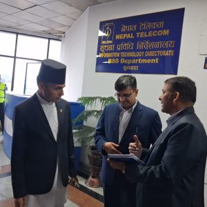 सञ्चारमन्त्री तिमिल्सिनाले गरे टेलिकमको निरीक्षण, सेवा थप प्रभावकारी बनाउन निर्देशन