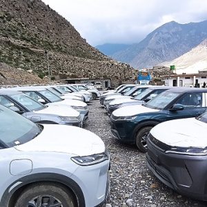 नयाँ कर प्रणालीमा पनि ढुक्क छैनन् अटो व्यवसायी, 'गाडीको मूल्य घटबढ हुँदा कसरी निर्धारण?'