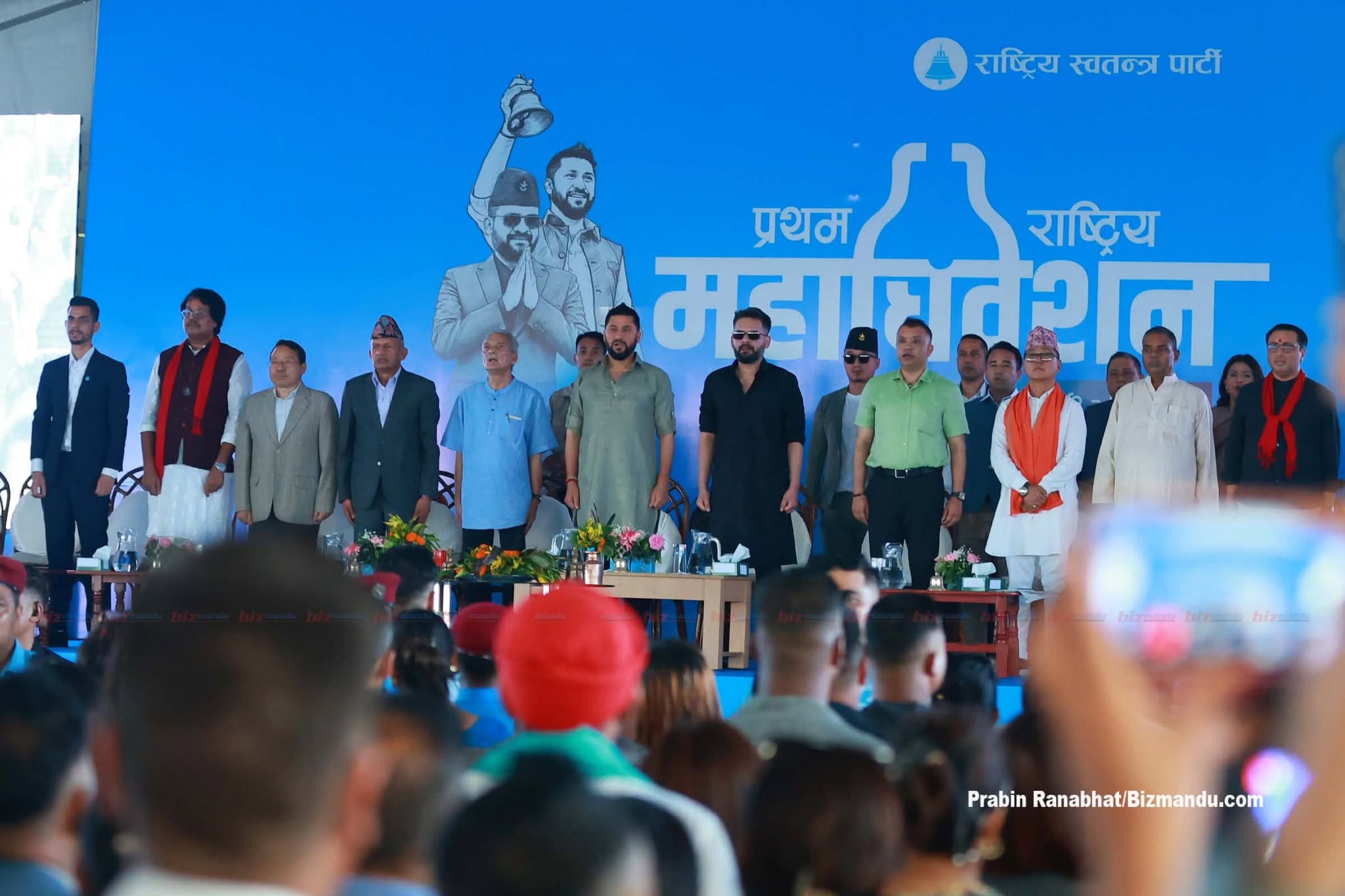 रविसँग मञ्च सेयर गरेर गगनले दिन खोजेको सन्देश के हो?