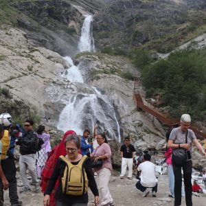 म्याग्दी हुँदै ११ महिनामा मुस्ताङमा सात लाख पर्यटक, आवागमन सर्वाधिक गत जेठमा