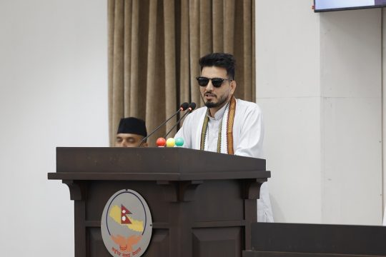 संसद्‍मा सुनीलको प्रष्टीकरण: ठेक्का रद्द भए कम्पनी डुब्छ, त्यसैले काम गराउन दबाब दिएको हो
