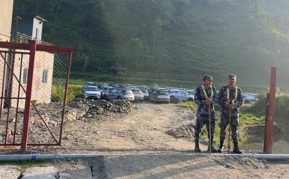 प्रहरीले ७७५ वटा विद्युतीय गाडी नियन्त्रणमा लियो, बजेटबाट सूचना चुहिएको आशंका