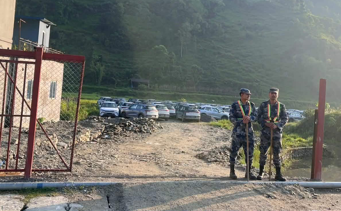 प्रहरीले ७७५ वटा विद्युतीय गाडी नियन्त्रणमा लियो, बजेटबाट सूचना चुहिएको आशंका