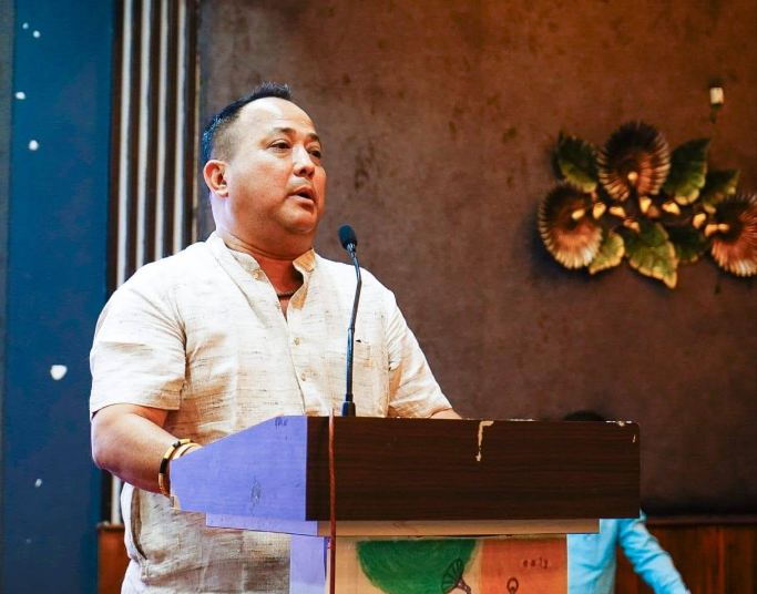 वीरगंजका मेयर राजेशमान सिंह निलम्बित, गलत लिखतबाट नागरिकता दिलाएपछि मुद्दा