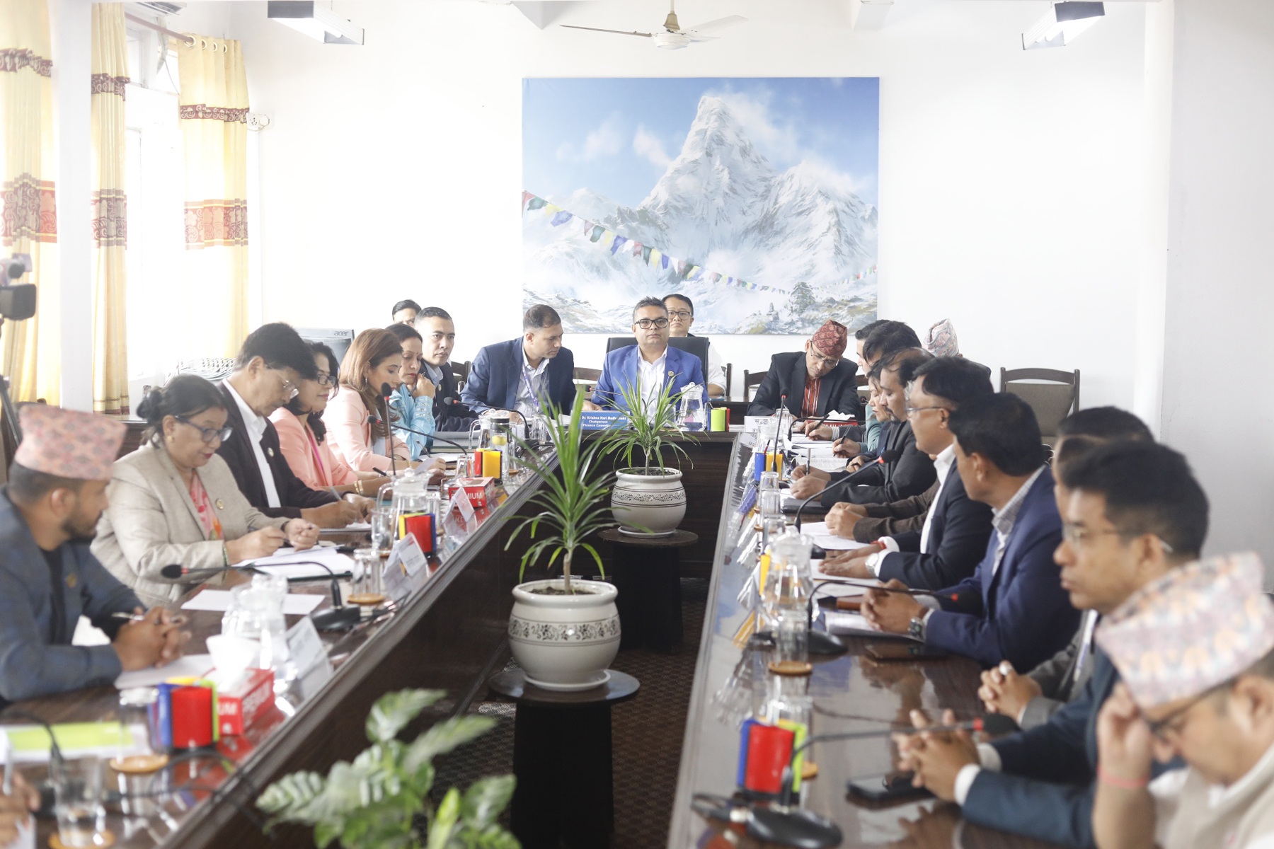 राष्ट्र बैंक विधेयकमा बाझियो सरकार र रास्वपाको मत, सचिवलाई बोर्डबाट अलग गर्न अर्थको असहमति