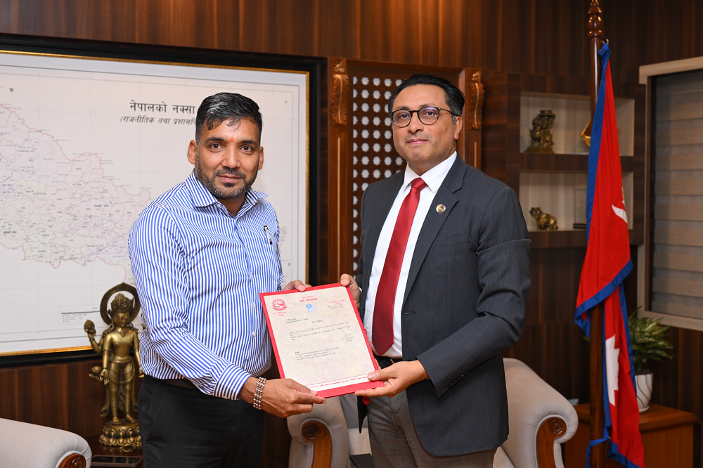राजस्व सचिवको दरबन्दी कटौतीपछि अर्थमन्त्रीले अर्याललाई नियुक्त गरे राजस्व सल्लाहकार