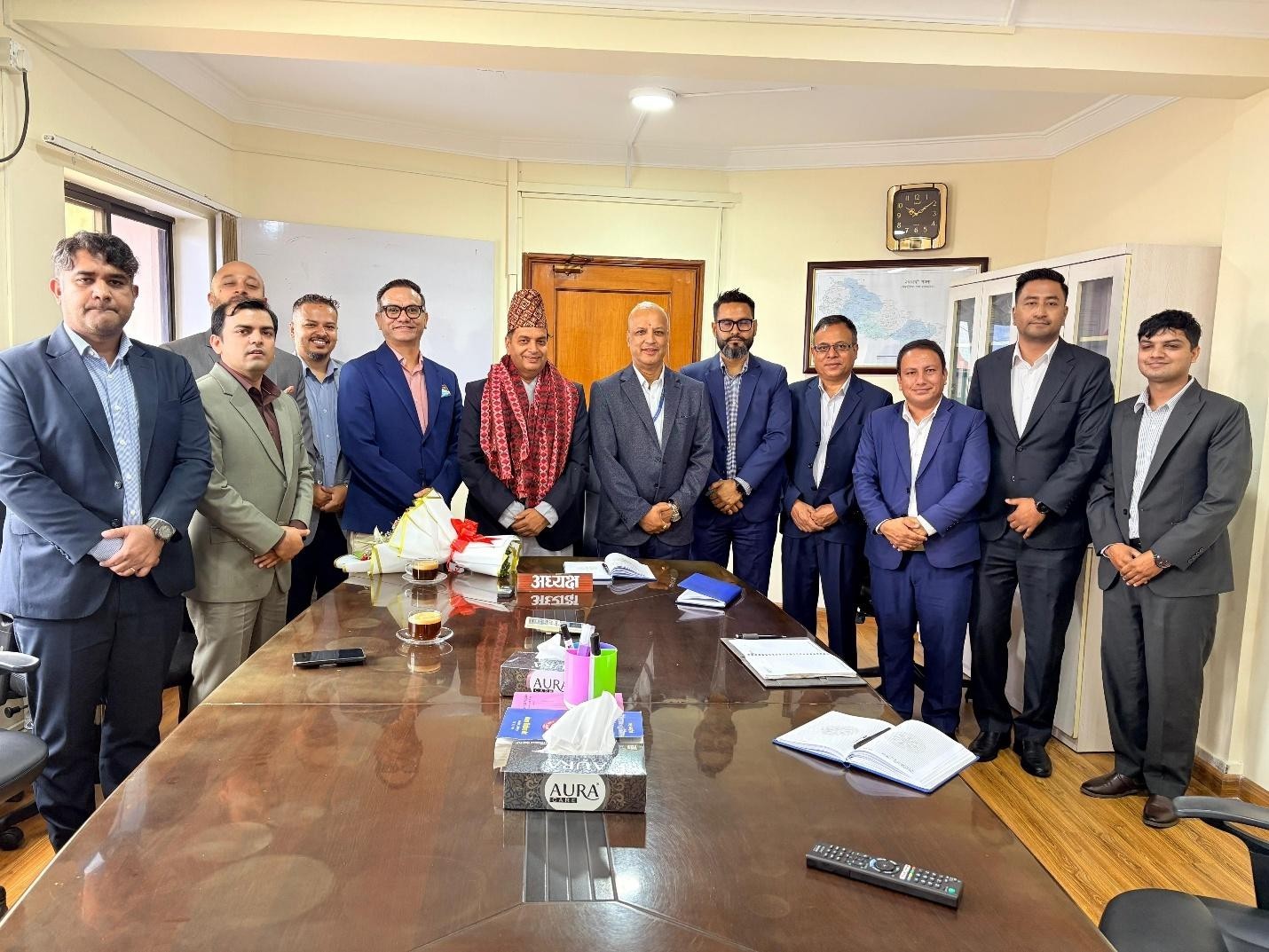 मर्चेन्ट बैंकर्स संघले सेबोन अध्यक्षलाई भेटेर भन्यो- लगानीकर्ताको मनोबल बढाऔं