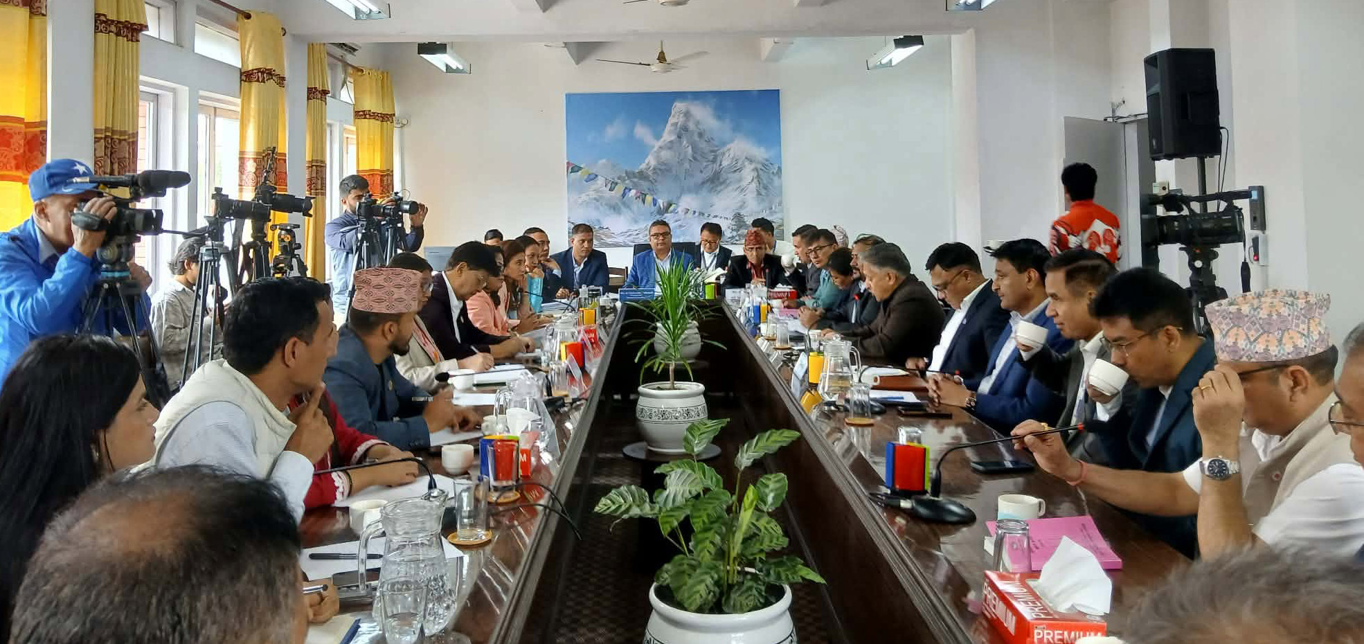 राष्ट्र बैंक ऐन संशोधन विधेयकमाथि बहस, स्वायत्तता, कुलिङ पिरियड र कारबाहीमा फरक मत
