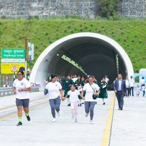 नागढुंगा सुरुङमार्गको जानकारी दिन पदयात्रासँगै दौड, साउनभित्रै सञ्चालनको तयारी