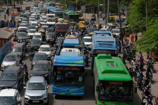 प्रदूषण नियन्त्रणमा दिल्लीको नयाँ दाउ, इभी प्रयोगलाई प्रोत्साहित गर्दै ल्यायो महत्त्वाकांक्षी योजना