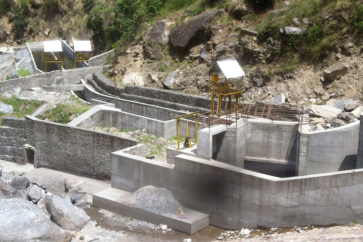 सिप्रिङ खोला जलविद्युत् आयोजनाका संरचनामा बाढीले क्षति, उत्पादन पूर्णरुपमा बन्द