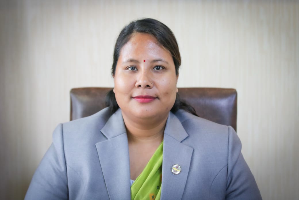 कार्यालय नआउने कर्मचारी हटाउन सुरु, मन्त्री चौधरीले नार्कका २ जनालाई गरिन् पदमुक्त