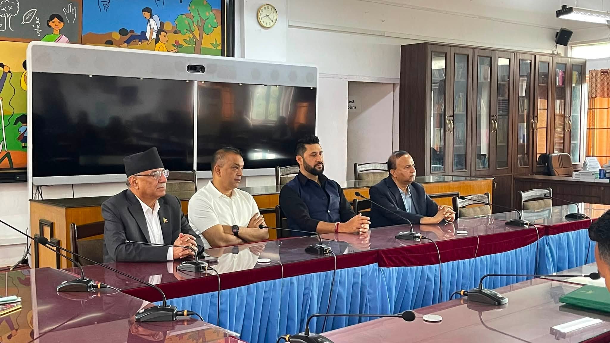 सभापति लामिछानेले बोलाएको सर्वदलीय बैठक सिंहदरबारमा जारी, को-को छन् सहभागी?