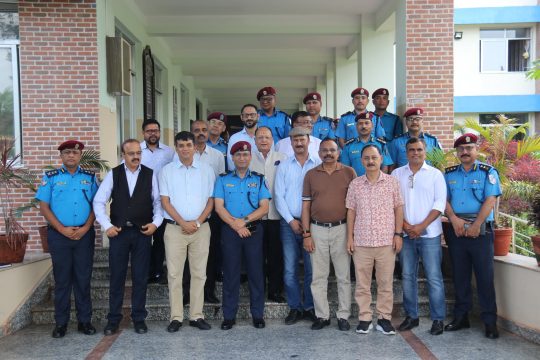 मुन्दडा निवासमा छापापछि प्रहरी-निजी क्षेत्र संवाद, डीआइजी खनालले भने, ‘तर्साउने नियत होइन’