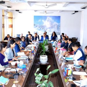 राष्ट्र बैंकका गभर्नर र सञ्चालकको कार्यकालमा संसदीय समितिले लगायो कैंची, अबदेखि तीन वर्ष