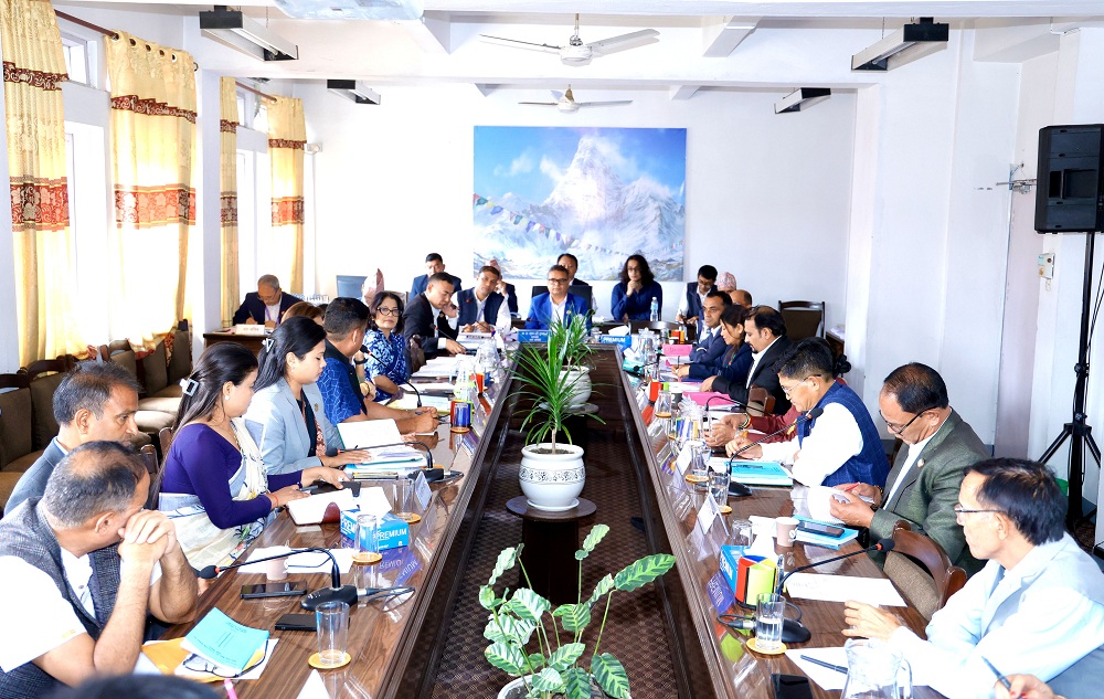 राष्ट्र बैंकका गभर्नर र सञ्चालकको कार्यकालमा संसदीय समितिले लगायो कैंची, अबदेखि तीन वर्ष
