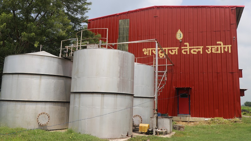 कपिलवस्तुमा १२ करोडमा स्थापित तेल उद्योगले थाल्यो उत्पादन, वार्षिक लक्ष्य ४५०० मेट्रिक टन