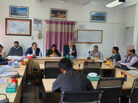 संसद् बैठकमा बालेनले अब कालो चस्मा लगाउन नपाउने, लगाउनेलाई सभामुखले छिर्नै नदिने