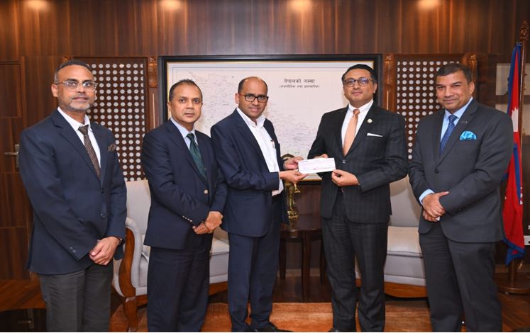 निफ्राले बाढी प्रभावितको राहतका लागि सरकारलाई दियो २ करोड ५० लाख रुपैयाँ