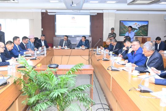 राष्ट्र बैंकलाई नियामक मात्र होइन आर्थिक रुपान्तरणको सहयात्रीका रुपमा हेर्न चाहेका छौं : अर्थमन्त्री