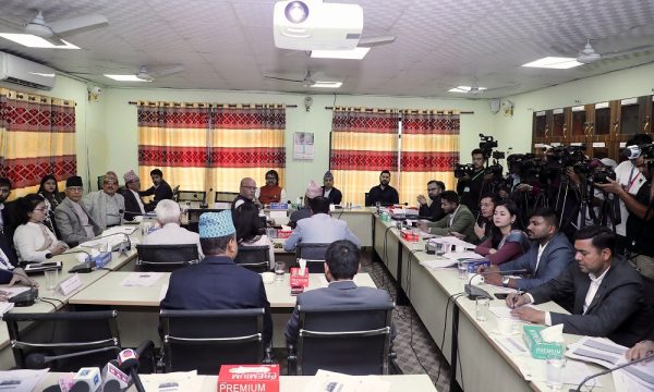 यज्ञमणि न्यौपानेको प्रश्न- भोलि मेरै सभापतिमाथि मुद्दा चलाऊ भन्यो भने चलाउने?