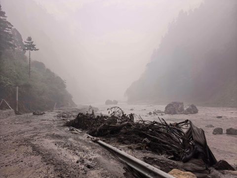 नेपालमा कहर मच्चाएको बाढीपछि उद्धार र खोजी जारी, चीनतर्फ के के प्रयास भइरहेको छ?