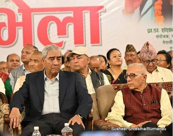 कांग्रेस नेता शेखरले पूर्वसभापति देउवासँग चुनदेवीमा गरे आधा घण्टा वार्ता, के कुरा भयो?