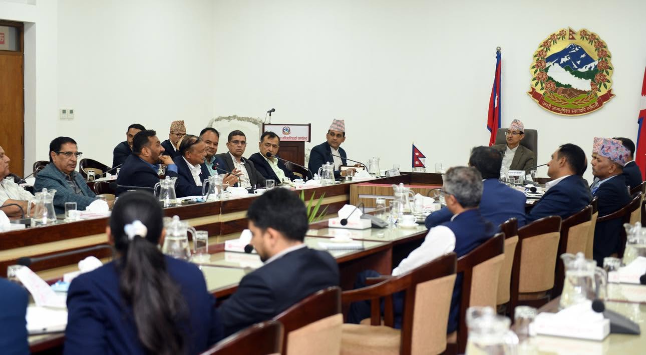 बजारमा ग्यास अभाव भएपछि प्रधानमन्त्री कार्यालयमा बैठक, मुख्य सचिवले खोजे दीर्घकालीन समाधान