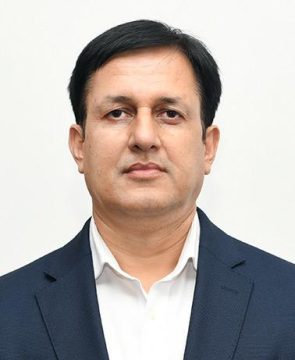 सचिवमा ७ महिनापछि सरकारले गर्‍यो बढुवा, कामुको जिम्मेवारी पाएको ८ महिनामा भट्टराई सचिव