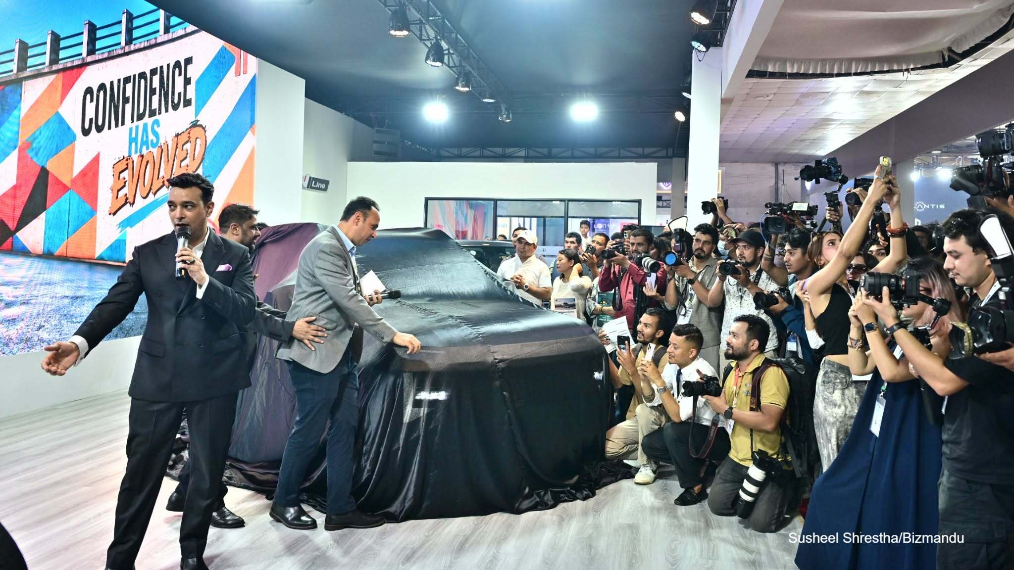 नाइमामा लाखको बाइक, करोडको गाडी : पहिलो दिन नै २० बढी सवारीसाधन लन्च (तस्विरहरु)