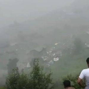 लेन्दे खोलामा आएको बाढीले रसुवा नाकामा ठूलो क्षति, दुईवटा बजार तहसनहस