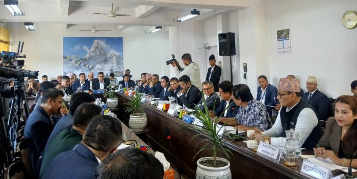 बजारमा आइपीओ आपूर्ति बढाउँदै लगानीकर्ताको विश्वास बढाउने नीति ल्याउन अर्थ समितिमा माग
