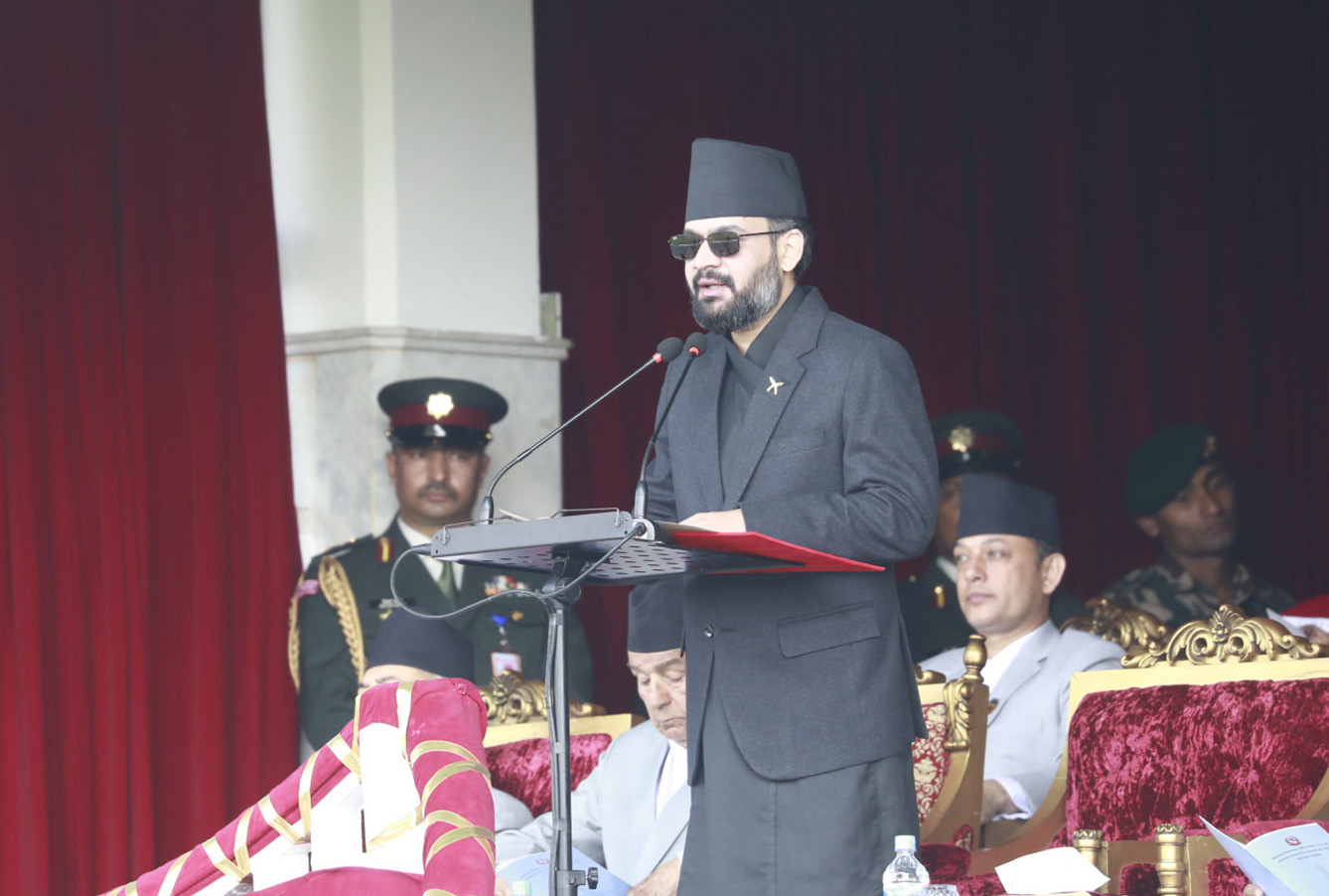 ‘संविधान जति राम्रो भए पनि त्यसलाई चलाउने हात इमानदार नभए कागजको खोस्टो बन्छ’