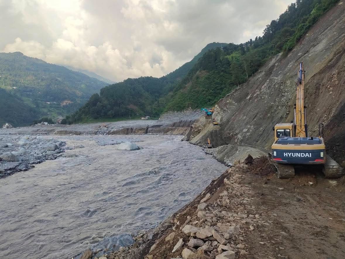 गल्छी-बेत्रावती सडक बाढीले बगाएको एक महिनापछि भोलिदेखि सञ्चालनमा आउने