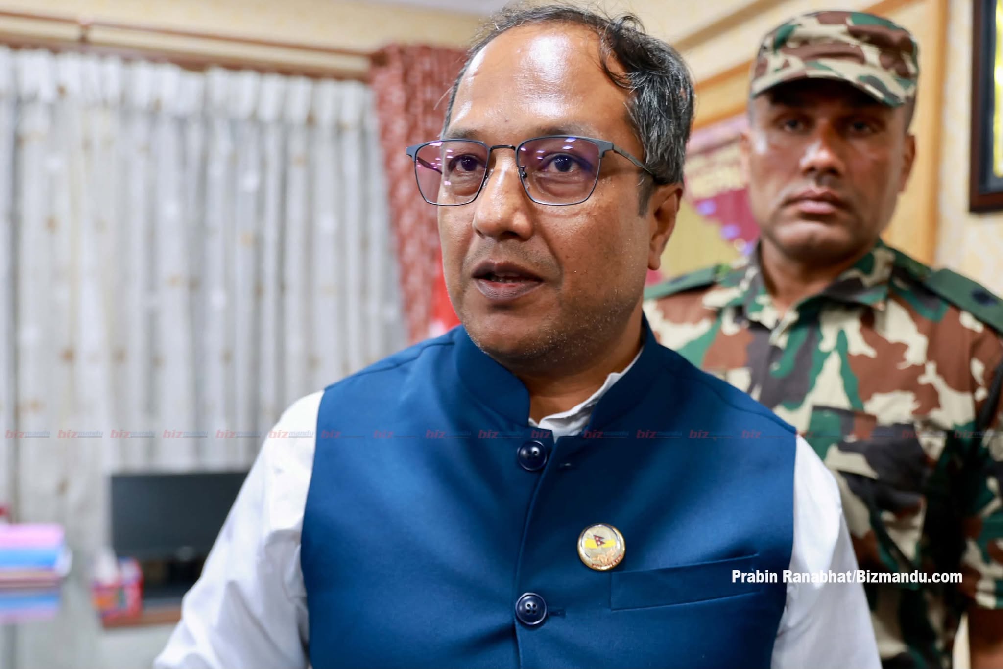 एक सिलिण्डर ग्यासमा १०७८ घाटा घटाउन नयाँ उद्योगमन्त्रीको स्टेप, १५ दिनभित्र आउनेछ रिजल्ट