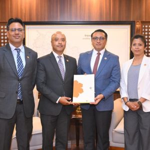बाढी प्रभावितको राहतका लागि लक्ष्मी सनराइज बैंकको सहयोग, सरकारलाई दियो ३ करोड २४ लाख
