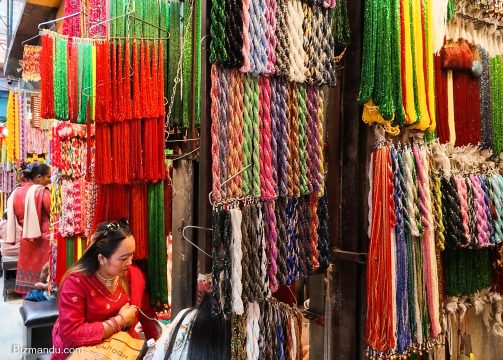 इन्द्रचोकको पोते बजारमा घट्यो चहलपहल, तीज नजिकिँदा पनि छैन कारोबारमा रौनक