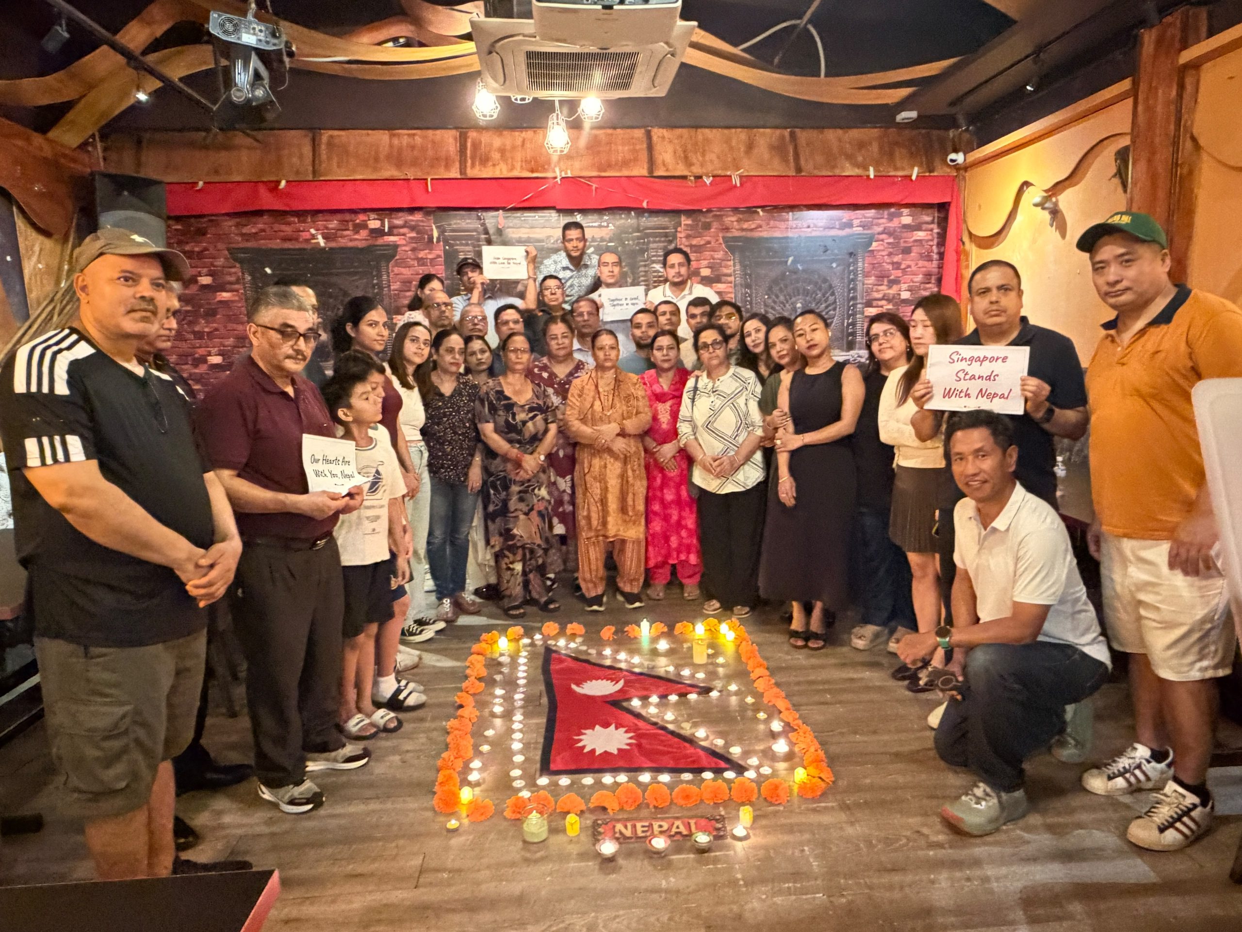 नेपालिज सोसाइटी सिंगापुरले बाढी प्रभावितका लागि दियो १७ लाख, दोस्रो चरणमा पनि सहयोग गर्ने