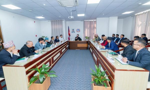 बालेनले सांसदहरुलाई भने ‘असाधारण मानिस’, विज्ञता अनुसार काम गर्न आग्रह