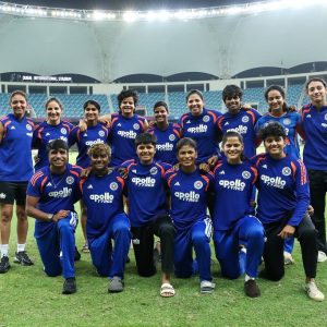 एसिया कपको उपाधि जितेर पनि भारतीय महिला टोलीले लिएन ट्रफी, पुरानै लफडाको निरन्तरता