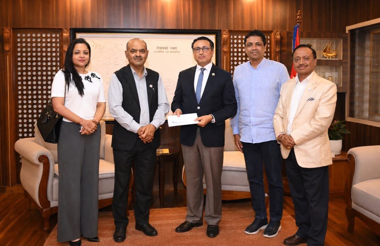 बीएलसी ग्लोबल होल्डिङ्सबाट बाढी प्रभावितका लागि ३ करोड ३६ लाख ७० हजार रुपैयाँ सहयोग