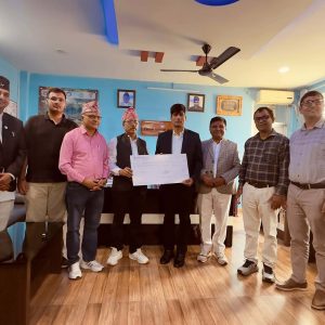 होटल पौवाले बाढीपीडितका लागि प्रधानमन्त्री दैवी प्रकोप उद्धार कोषमा जम्मा गर्‍यो ११ लाख सहयोग