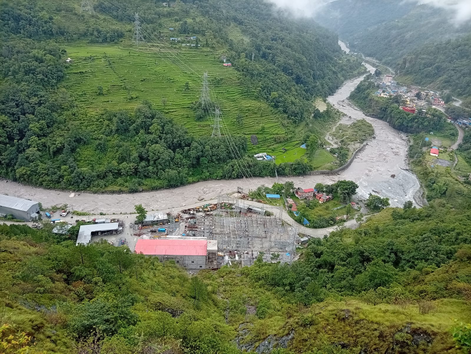 राहुघाट जलविद्युत् आयोजनाबाट उत्पादित ४० मेगावाट बिजुली राष्ट्रिय प्रसारण प्रणालीमा प्रवाह