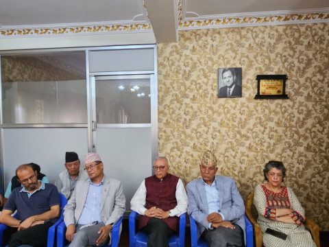 देउवा पक्षले पनि महाधिवेशनको तालिका ल्याउने भएपछि शेखरले थाले निकट नेतासँग छलफल